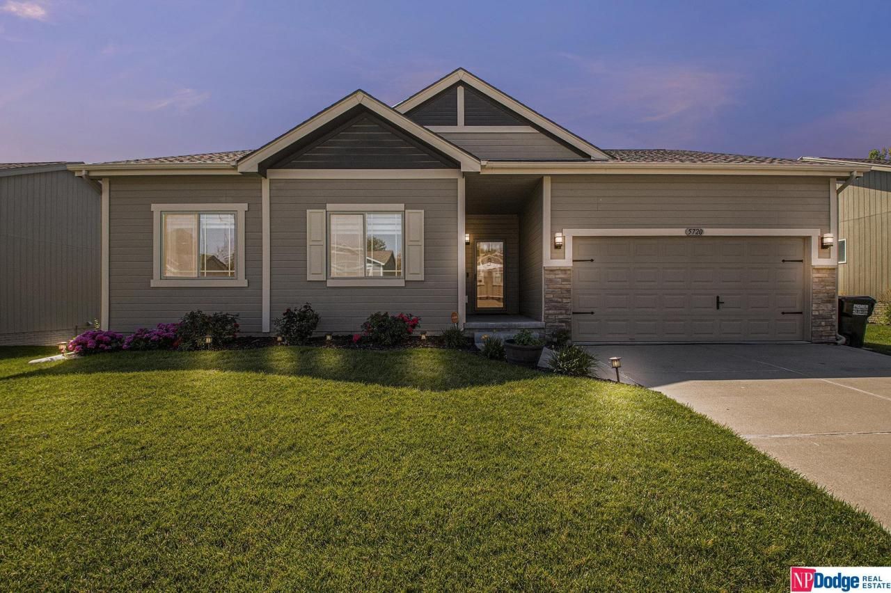 5720 S 190 Terrace, Omaha, NE 68135