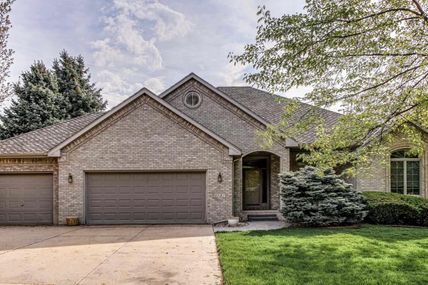 5727 S 119 Plaza, Omaha, NE 68137