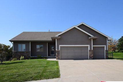 20225 Oak Street, Gretna, NE 68028