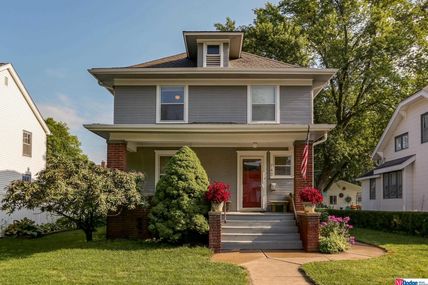 742 E 4th Street, Fremont, NE 68025