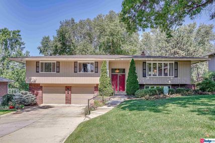 12730 Cryer Avenue, Omaha, NE 68144