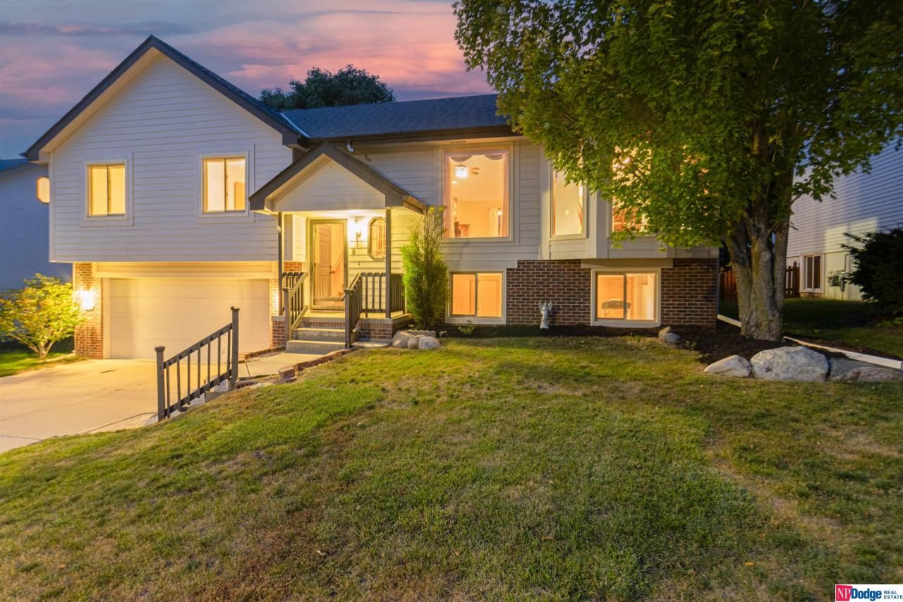 7504 Ernst Street, Omaha, NE 68122