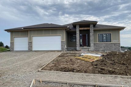 12507 Carpenter Street, Papillion, NE 68046