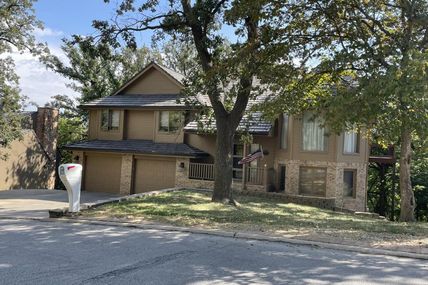 825 TIMBERCREST Drive, COUNCIL BLUFFS, IA 51503