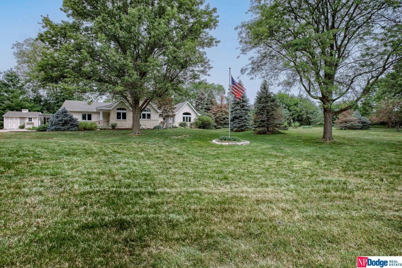 4011 Taliesin Drive, Lincoln, NE 68520