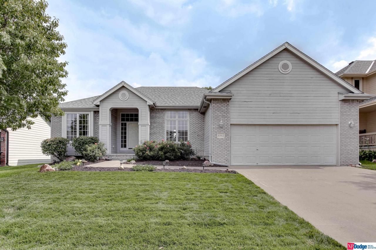 7705 S 167 Street, Omaha, NE 68136