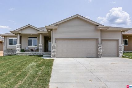 16878 Crown Point Avenue, Omaha, NE 68116