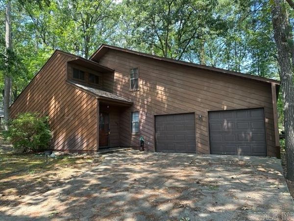 10 Clover Ct, Little Rock, AR 72210