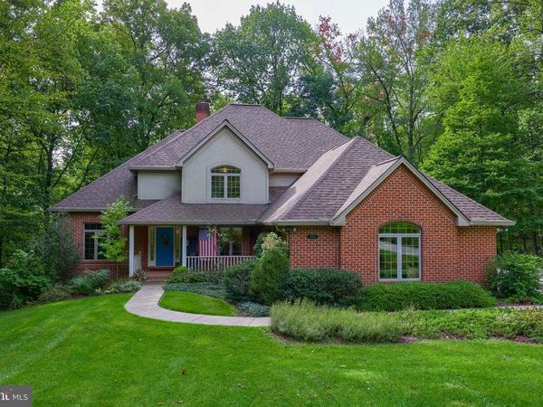 1950 HIGH ROCK LANE, YORK, PA 17406