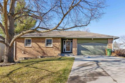 8308 S 48 Terrace, Bellevue, NE 68157