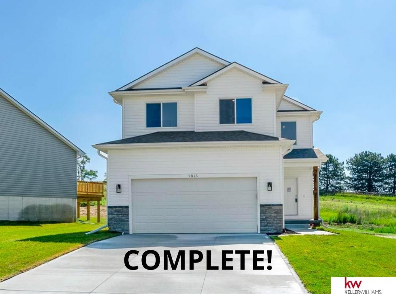 7909 N 93 Street, Omaha, NE 68122