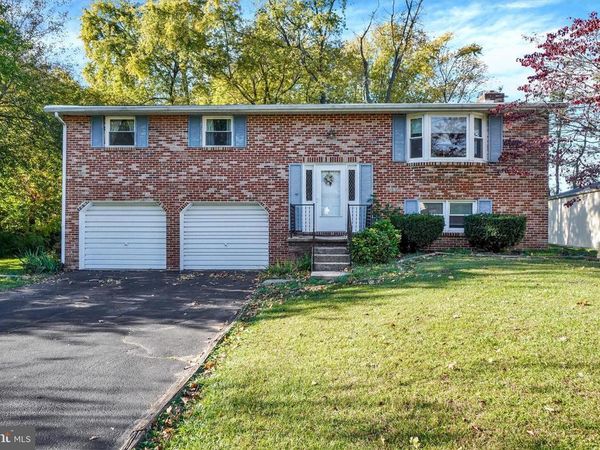 2361 COTTONWOOD ROAD, YORK, PA 17408