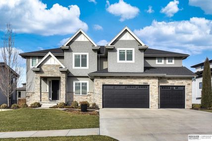 2334 S 219th Street, Elkhorn, NE 68022