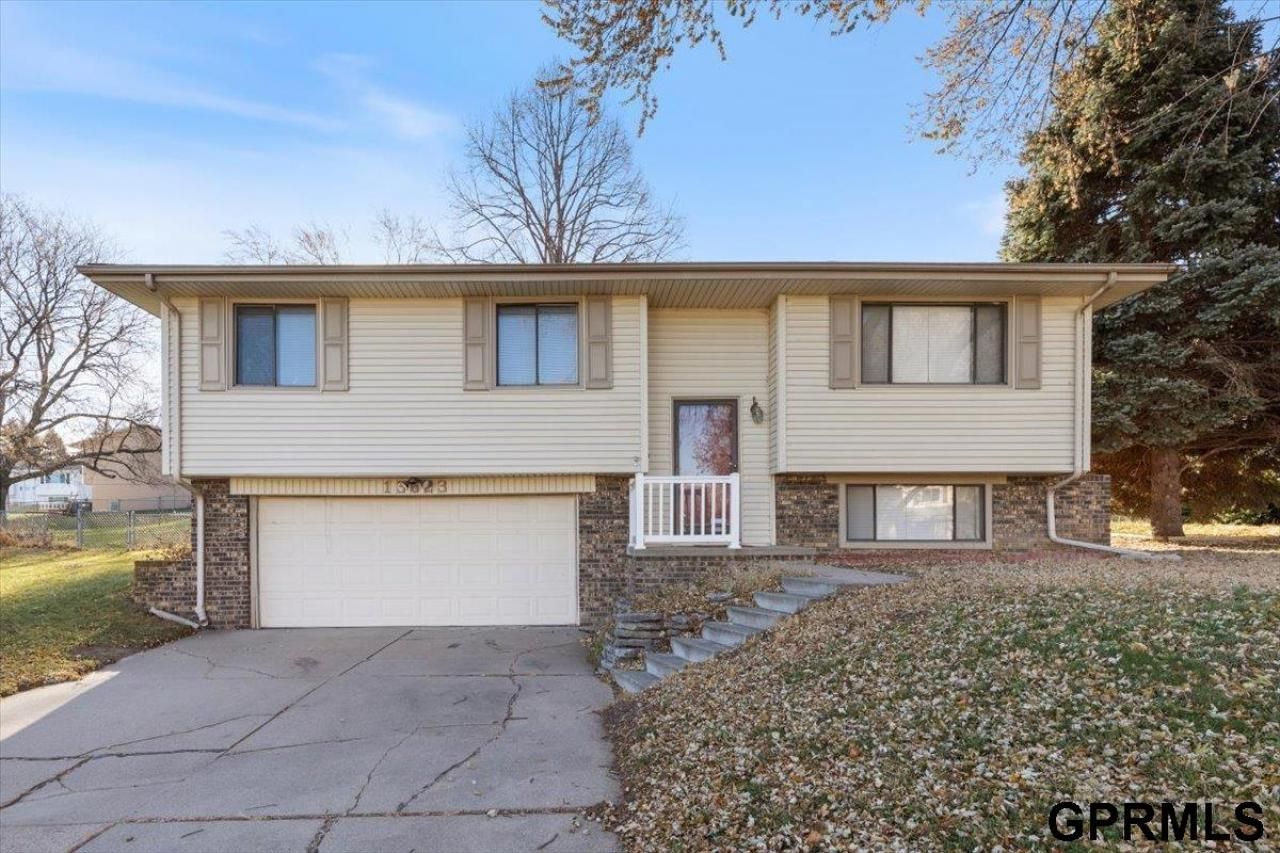 13623 Z Street, Omaha, NE 68137