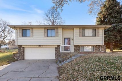 13623 Z Street, Omaha, NE 68137
