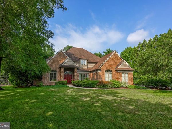 1170 WYNDSONG DRIVE, YORK, PA 17403