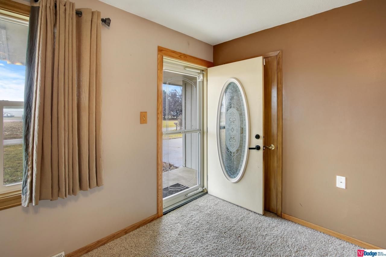 820 Debbie Lane, Lyons, NE 68038