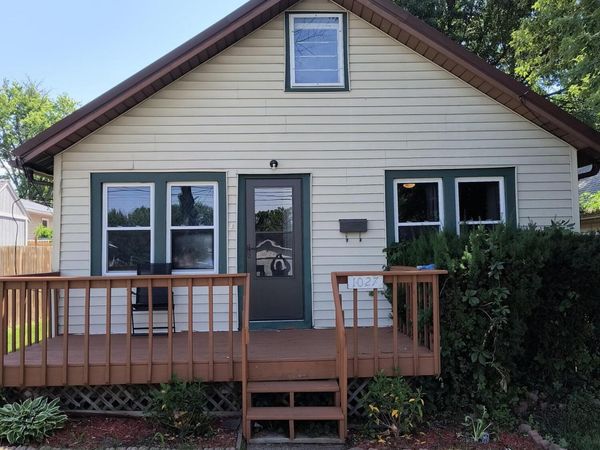 1027 HILL AVE, Muscatine, IA 52761
