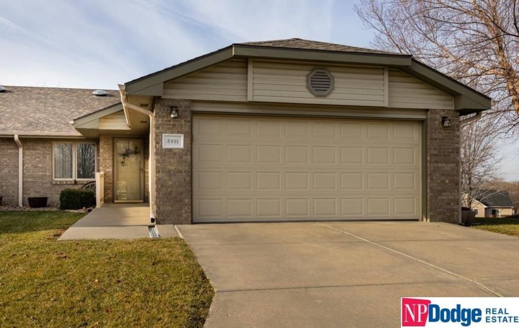 8401 Peregrine Court, Lincoln, NE 68505