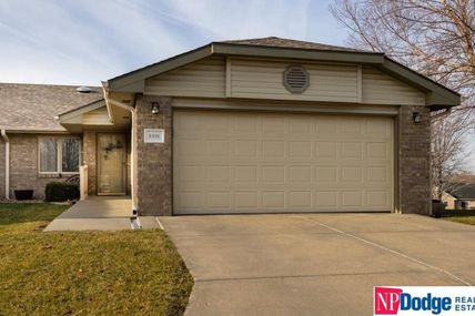 8401 Peregrine Court, Lincoln, NE 68505