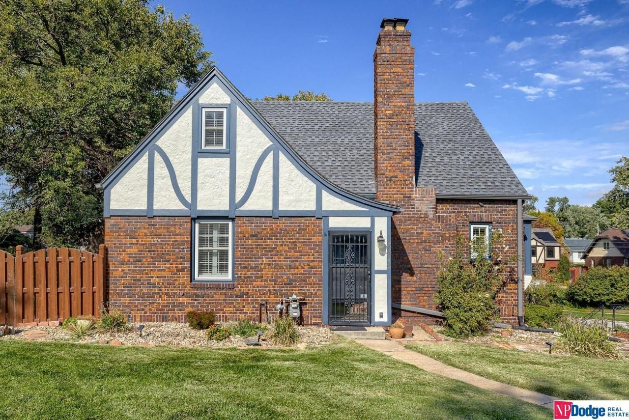 4410 William Street, Omaha, NE 68105