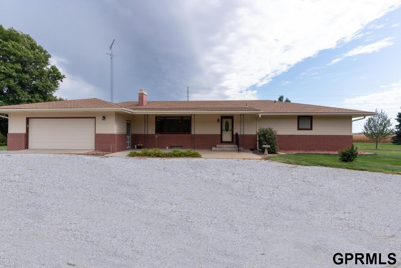 736 County Road 2250 Road, Crete, NE 68333