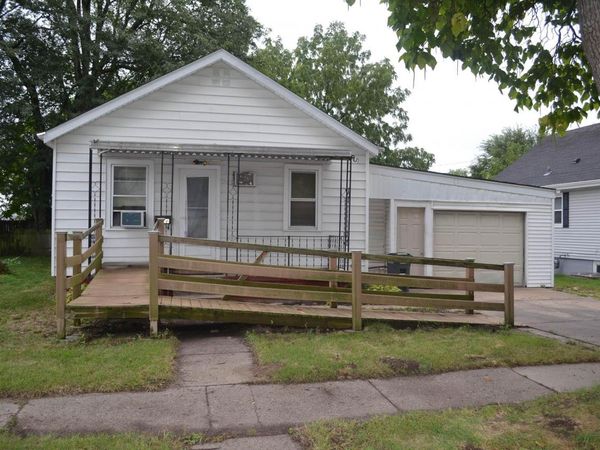 1214 Garfield Avenue, Dubuque, IA 52001