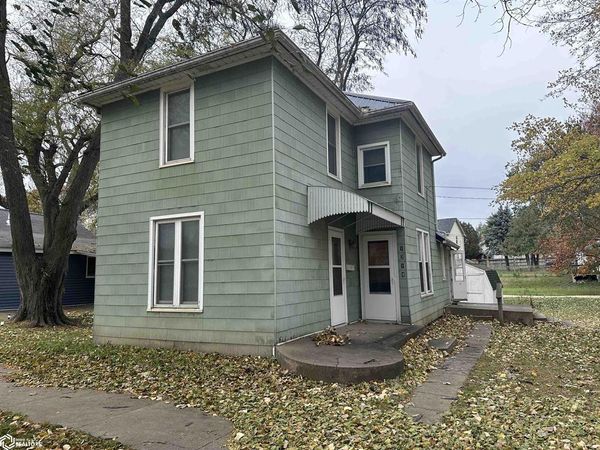 1214 Spruce Street, Burlington, IA 52601