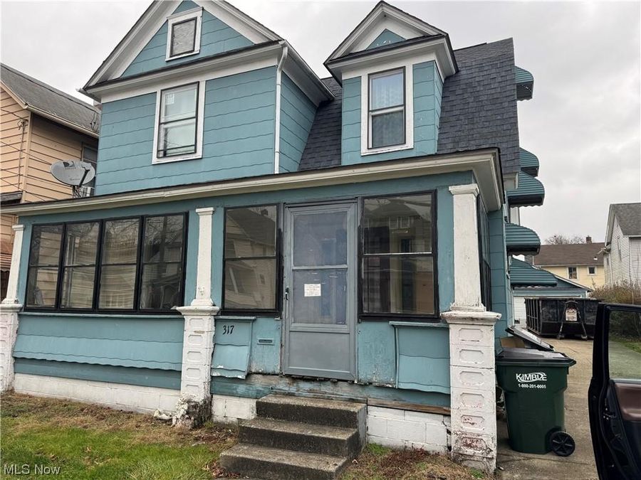 317 Newell Street, Barberton, OH 44203 Photo 1