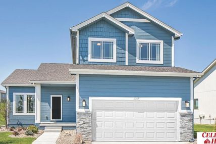 16914 Huntington Avenue, Omaha, NE 68116