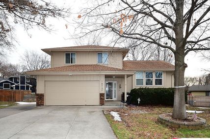 10757 Suffolk Circle, Omaha, NE 68127