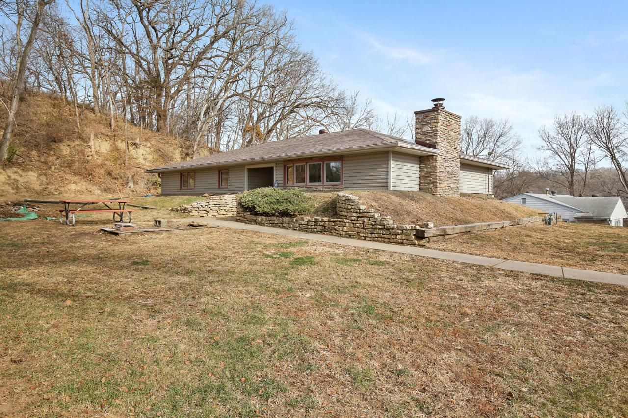 18270 COIT Road, COUNCIL BLUFFS, IA 51503