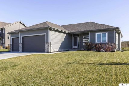 10311 S 188th Street, Omaha, NE 68136