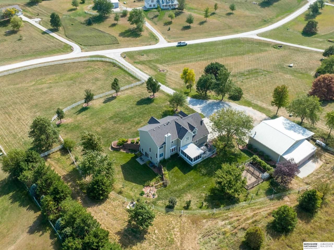 12002 S 194th Street, Gretna, NE 68028