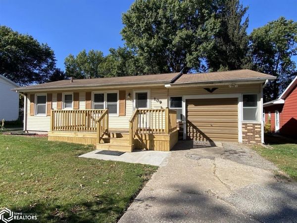 109 Paulaire Court, Burlington, IA 52601