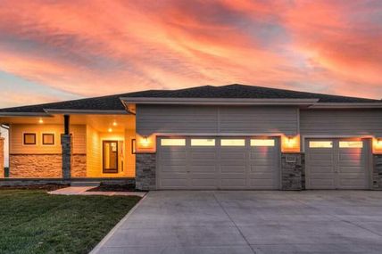 1852 HEMLOCK Street, COUNCIL BLUFFS, IA 51503