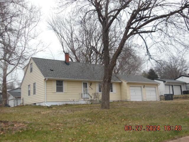 8420 PINKNEY Street, OMAHA, NE 68134