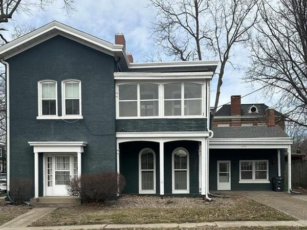 902 N 7Th Street, Burlington, IA 52601