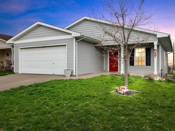 527 Moose Drive NW, Cedar Rapids, IA 52405