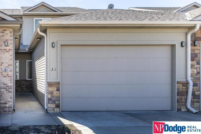 1315 Turtle Creek Road , Lincoln, NE 68521