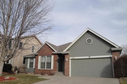 9803 S 28th Avenue , Bellevue, NE 68123