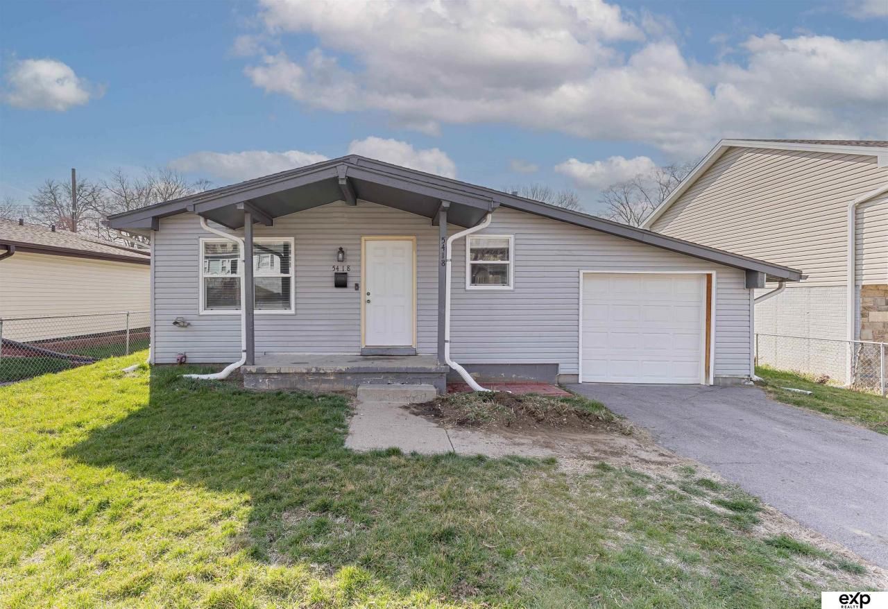 5418 N 45 Avenue , Omaha, NE 68104