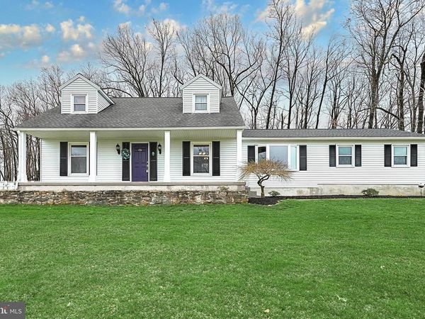 13593 RIDGE ROAD, STEWARTSTOWN, PA 17363