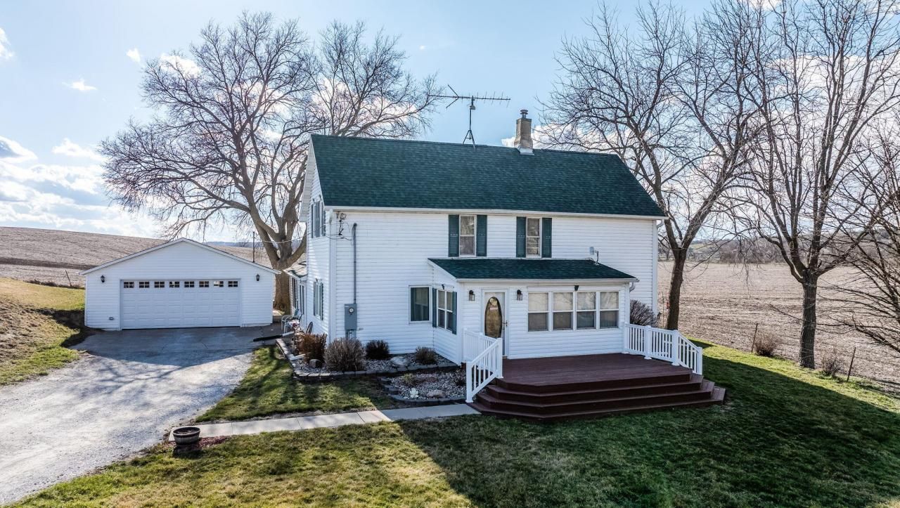 30344 CO HWY L16, MOORHEAD, IA 51558