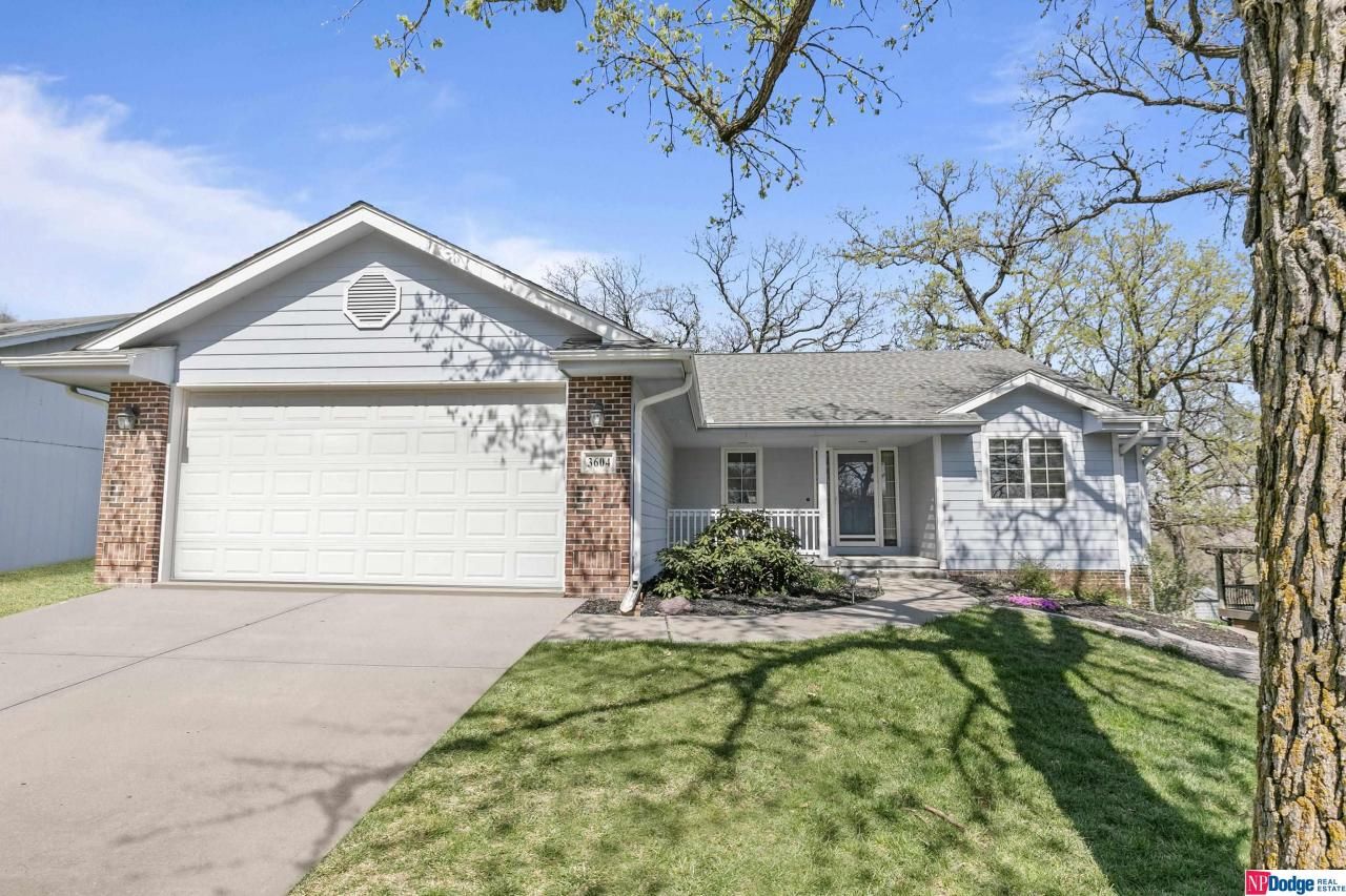 3604 Fairway Drive , Plattsmouth, NE 68048