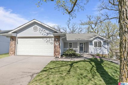 3604 Fairway Drive , Plattsmouth, NE 68048