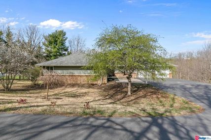 1579 Deer Creek Drive , Fort Calhoun, NE 68023