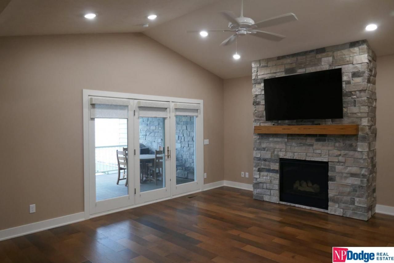 2651 Sievers Court , Roca, NE 68430