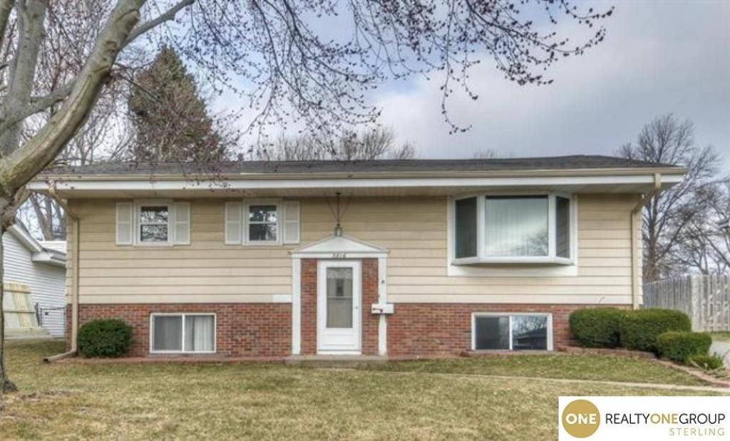 2816 S 136 Street , Omaha, NE 68144