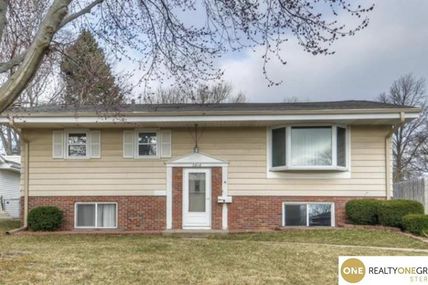 2816 S 136 Street , Omaha, NE 68144